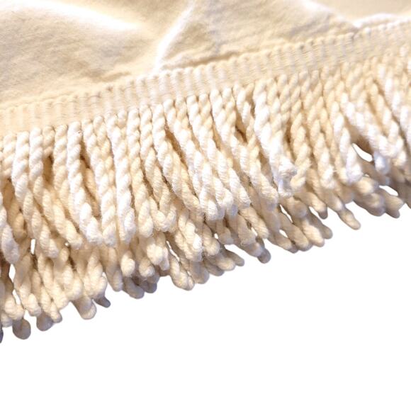 Vintage Handmade Bedspread Embroidered Floral 72x80 Fringe Edges - Picture 12 of 15